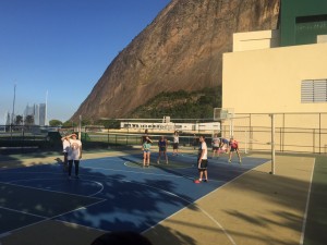 Tarde no Forte São João reúne jovens
